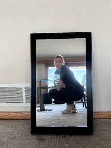 lot 37 image: Mirror