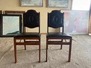 lot 41 image: (2) Leather Antique Chairs