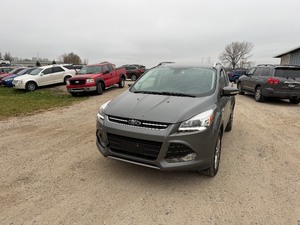 lot 1 image: 2014 Ford Escape 4WD Titanium
