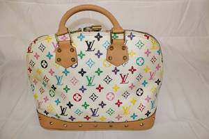 lot 2 image: Fashion Hand Bag