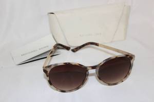 lot 136 image: Sunglasses