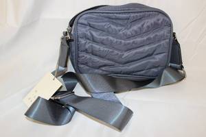 lot 53 image: Crossbody Bag