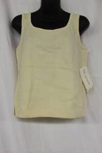 lot 157 image: St. John Top