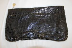 lot 71 image: Vintage Clutch Bag