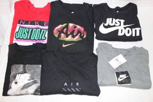 lot 178 image: Variety of Nike T-Shirts