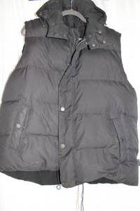 lot 196 image: Mens Calvin Klein Puffer Vest