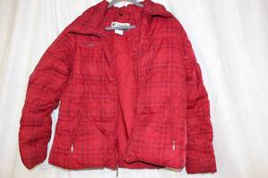 lot 198 image: Womens Columbia Puffer Jacket