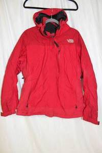 lot 202 image: Womens The North Face Winter Jacket