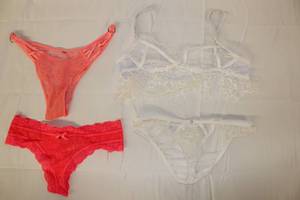 lot 121 image: Lingerie