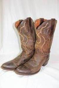 lot 18 image: Dan Post Mens Boots
