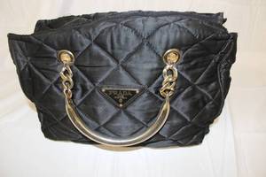 lot 60 image: Designer Bag