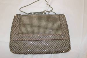 lot 62 image: Vintage Hand Bag