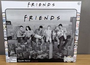 lot 155 image: FRIENDS 1000 Piece Jigsaw Puzzle - Brand New
