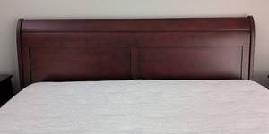 MB - Cresent King Headboard with 2 Wood Coordinating Nightstands