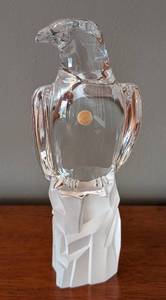 lot 91 image: ML - Bleikristall 24% Lead Crystal Eagle Sculpture, 8 Inch