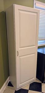 lot 100 image: ML - White Storage Cabinet