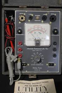 Accurate Instrument Co. Model 161 Utility Tester with Case and Manual