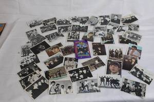 lot 153 image: Collection of Vintage Beatles Trading Cards and Memorabilia