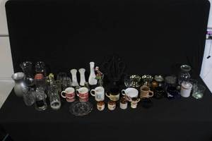 lot 278 image: Collection of Vintage Glassware, Mugs, and Decorative Jars