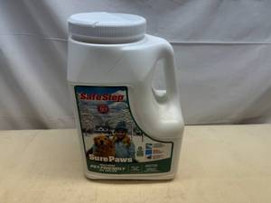 lot 180 image: 8lbs Safe Step Sure Paw