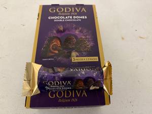 lot 340 image: SSS. 12x Godiva Chocolate Domes Double Chocolate
