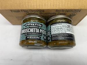 lot 380 image: MM. 6x 6.5oz Organic Bruschetta Pesto-Freaky Flag Organics