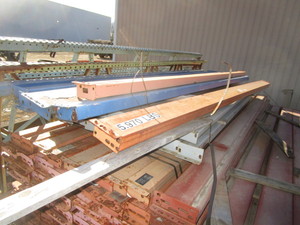 lot 80 image: 18pcs 10x4 Pallet Racking Crossbars Misc 12 Crossbars