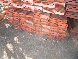 lot 82 image: 38pcs 13x5 Pallet Racking Crossbars