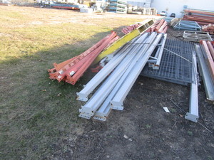 lot 93 image: Misc Pallet Racking