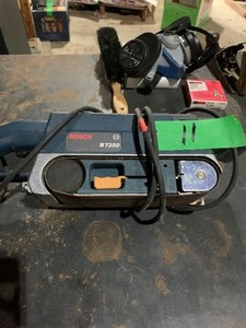 lot 11 image: Bosch sander