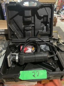 lot 27 image: Freud 14 router-New