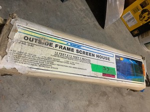 lot 37 image: Screen house