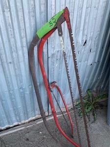 lot 52 image: Vintage hand saws (3)