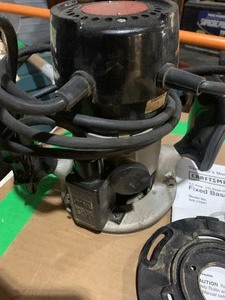 lot 66 image: Router, 2 drills, misc