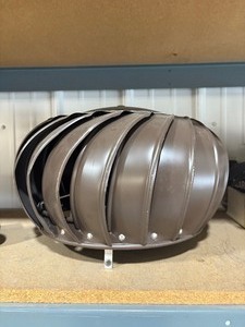 lot 100 image: Whirly Bird