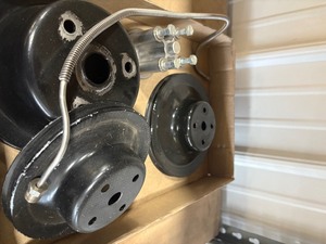 lot 105 image: 69 Camaro Parts from restore
