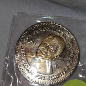 lot 72 image: Ronald Reagan 1984 SilverClad Coin