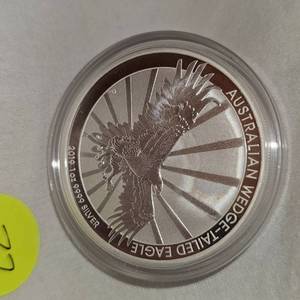 lot 77 image: 2019 1oz .9999 Wedge Tailed Eagle Silver Round