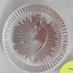 lot 128 image: 2022 1oz .9999 Silver Kangaroo