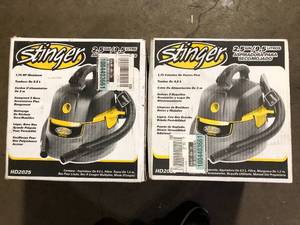 lot 34 image: Lot of 2 Stinger Wet Vacs customer returns see pictures