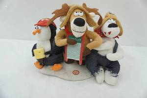 lot 73 image: Gemmy Holiday Hillbilly Musical Trio Singing Decor