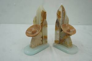 lot 105 image: Vintage Hand-Carved Stone Bookends Mexican Onyx or Alabaster Stone. 8.5 tall