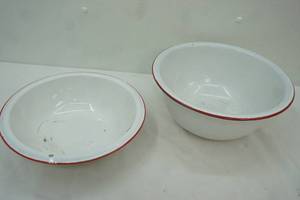 lot 156 image: Vintage Enamel Bowls. White with Red Trim