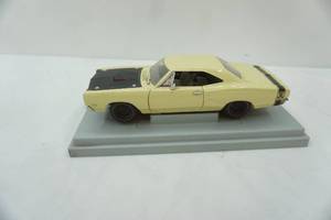 lot 163 image: Ertl American Muscle 1969 Dodge Super Bee