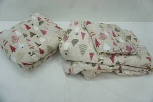 lot 197 image: Target Home. Flannel Queen Sheet Set