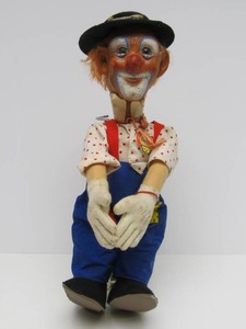 lot 13 image: Vintage 1950s era Large STEIFF Figure - Clownie the Clown - Original Tag