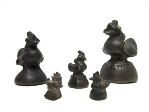 lot 252 image: Wonderful Group of Antique Brass or Bronze Rooster Opium Weights