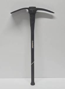 lot 161 image: Quality HUSKY Pickaxe