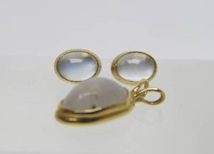 lot 258 image: Small 14K & Opal Matching Pendant & Earring Set