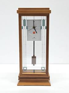 lot 17 image: Excellent Working BULOVA Frank Lloyd Wright Willits Mantel Clock